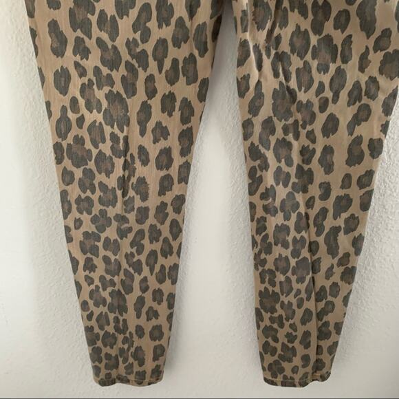 Blank NYC The Reade Crop Catwalk Cropped Denim Animal Print 28 - Picture 11 of 16